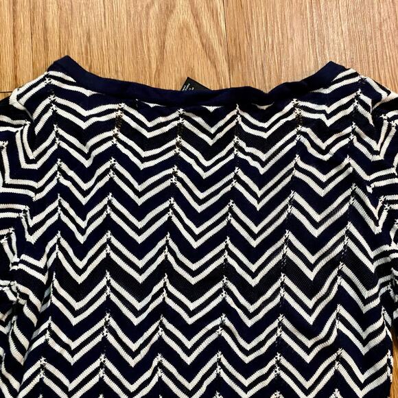 White House Black Market Navy Chevron Sweater Top Tunic Women Medium - Picture 8 of 15